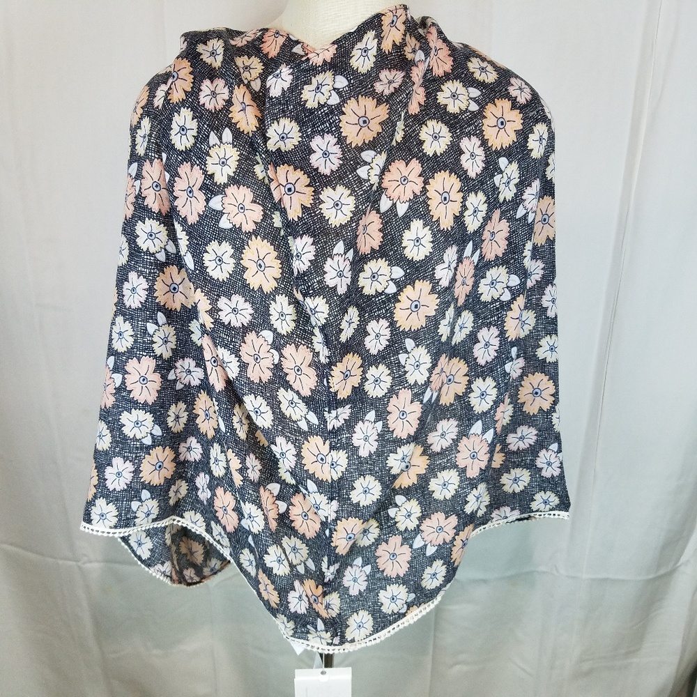 Loft Infinity Scarf Flower